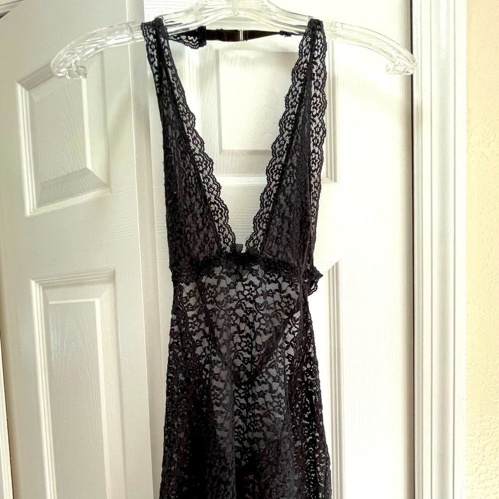 Vintage Victoria’s Secret black stretch lace negligee size S